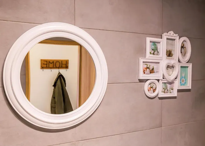 Center - T By Mrg * Bukurešť