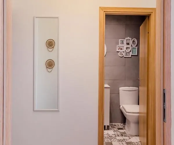 Center - T By Mrg Apartament *